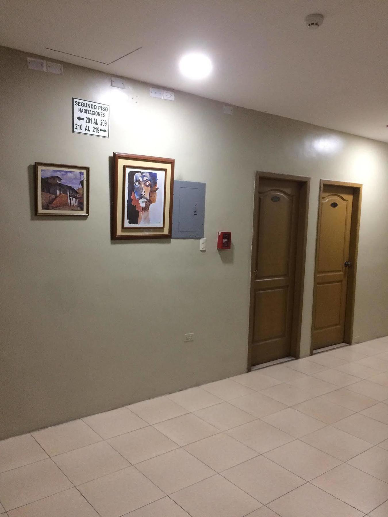 Hotel Ecuador Guayaquil Esterno foto